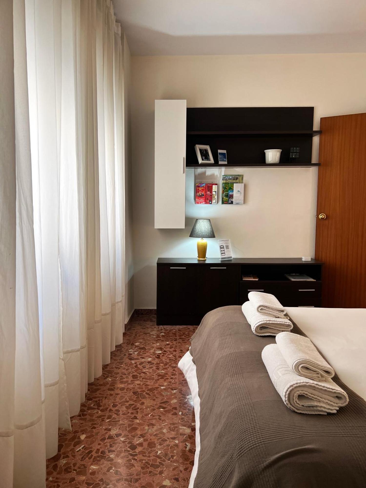 Apartment Wall Center - Aloha Sevilla Dış mekan fotoğraf
